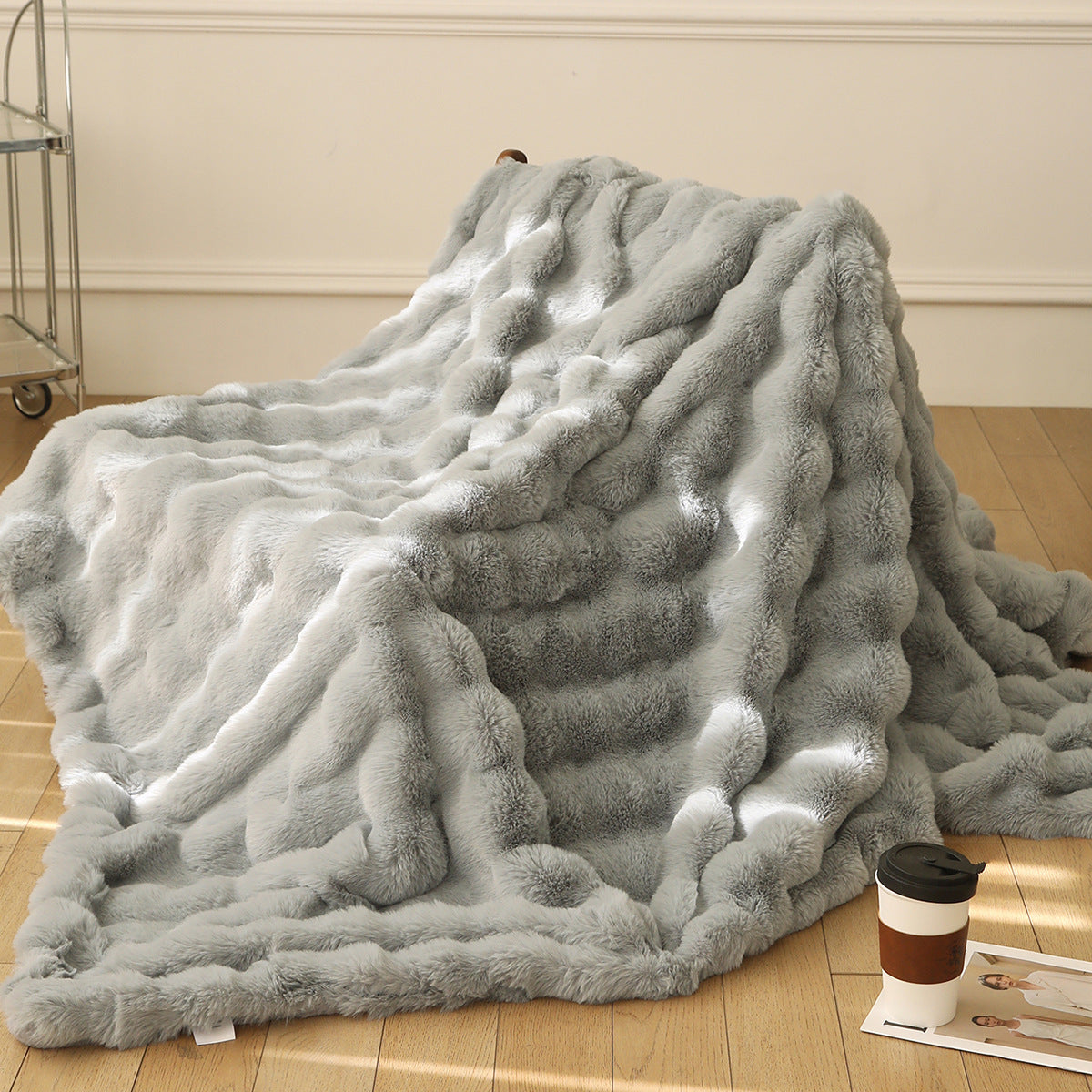 Carpet Rabbit Bubble Velvet Thickened Nap Blanket Quilt